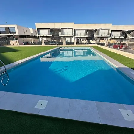House Renata بيت للعطل *